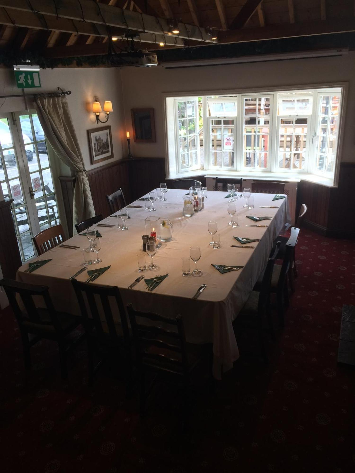 The Wheatsheaf Inn Cuckfield Exterior foto